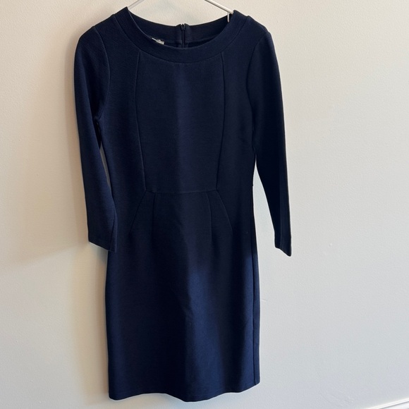 Chic Long Sleeve Navy Dress - Picture 1 of 2